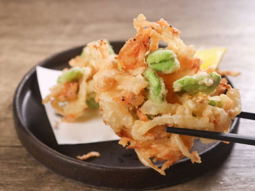 桜えびとそらまめのかき揚げ